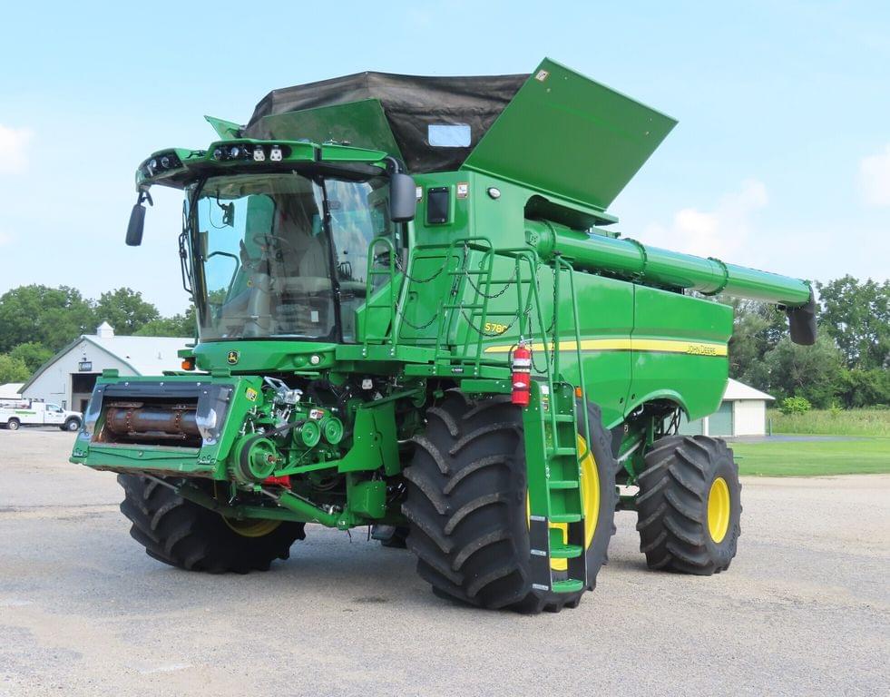 Image of John Deere S780 Primary image