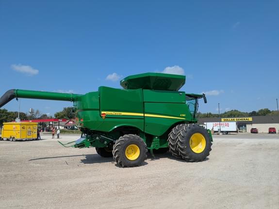 Image of John Deere S780 equipment image 4