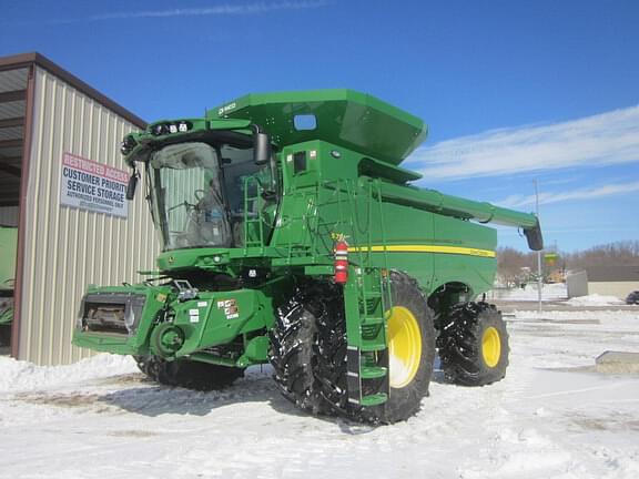 Image of John Deere S780 Primary image