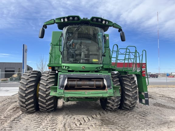 2024 John Deere S780 Equipment Image0