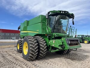 2024 John Deere S780 Image