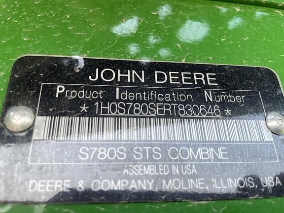 Image of John Deere S780 Image 1