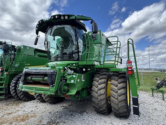 Image of John Deere S780 Primary image