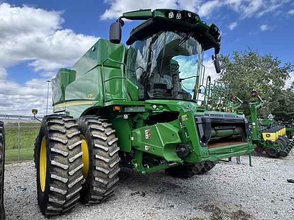 Image of John Deere S780 equipment image 1