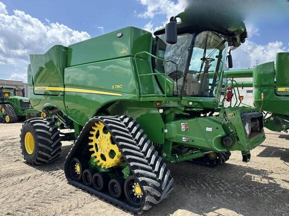2024 John Deere S780 Equipment Image0