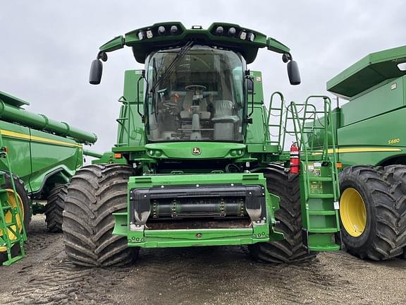 Image of John Deere S780 equipment image 2