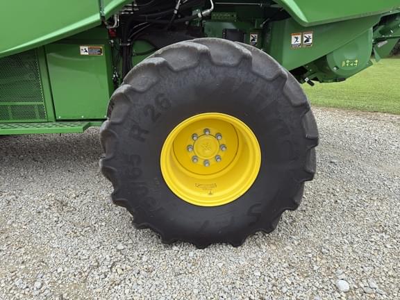 Image of John Deere S780 equipment image 3