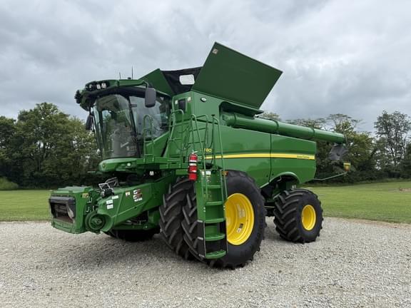 Image of John Deere S780 Primary image