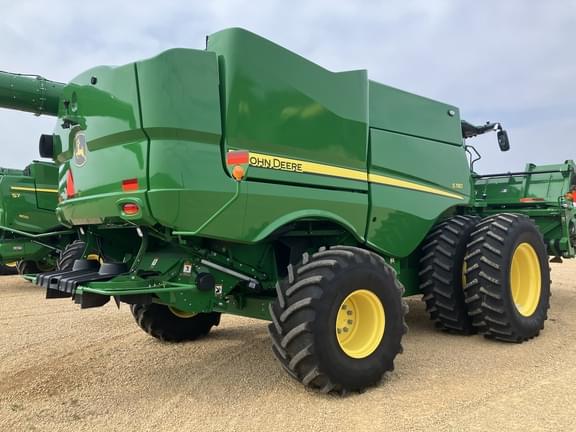 Image of John Deere S780 equipment image 3