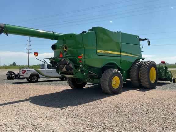 Image of John Deere S780 equipment image 4