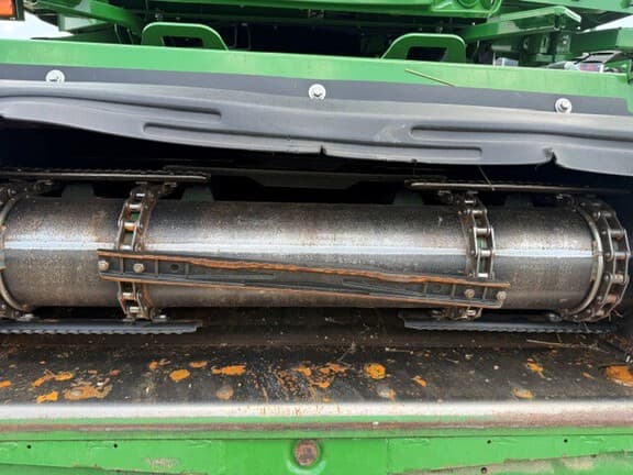 Image of John Deere S780 equipment image 1