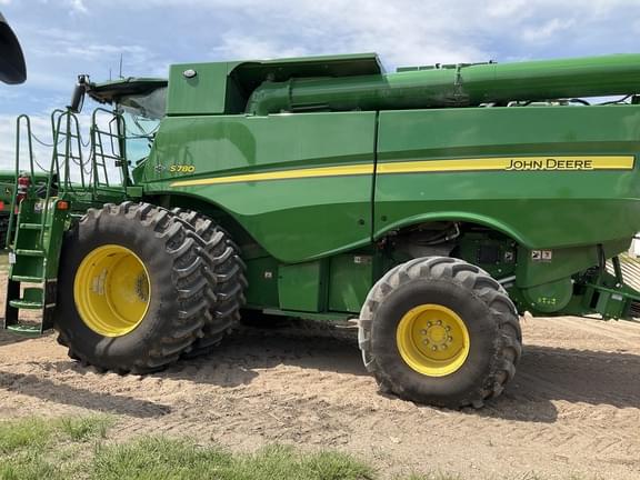 Image of John Deere S780 Primary image