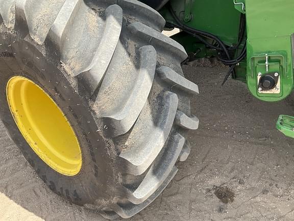 Image of John Deere S780 equipment image 3