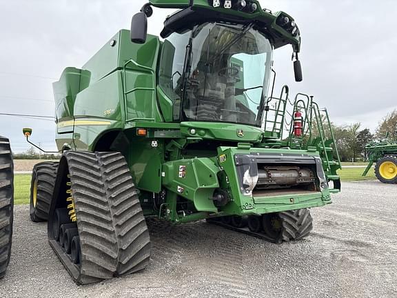 Image of John Deere S780 equipment image 4