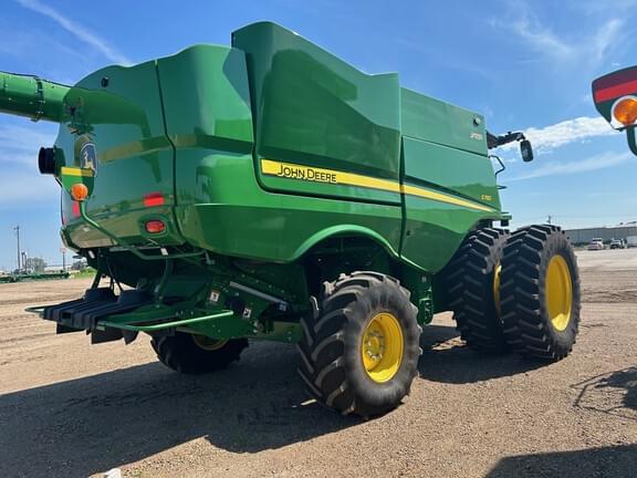 Image of John Deere S780 equipment image 4