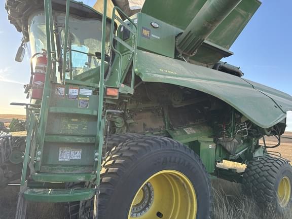 Image of John Deere S780 Primary image