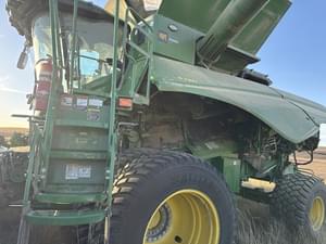 2024 John Deere S780 Image