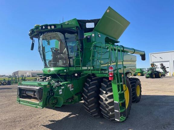 Image of John Deere S780 Primary image