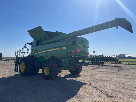 Image of John Deere S780 equipment image 2
