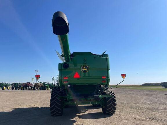 Image of John Deere S780 equipment image 3