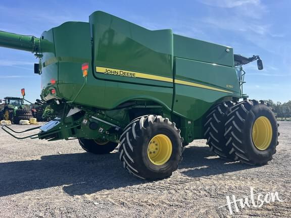 Image of John Deere S780 equipment image 1