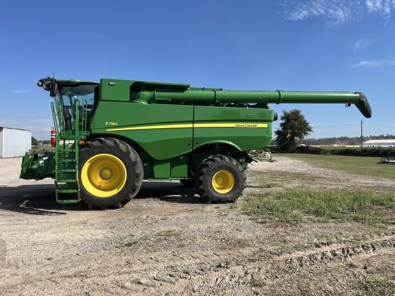 Image of John Deere S780 equipment image 3