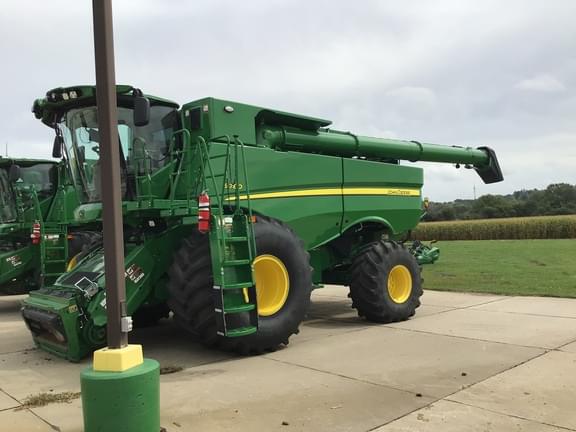 Image of John Deere S780 equipment image 2