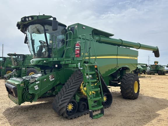 Image of John Deere S780 Primary image