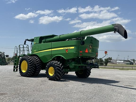 Image of John Deere S780 equipment image 2