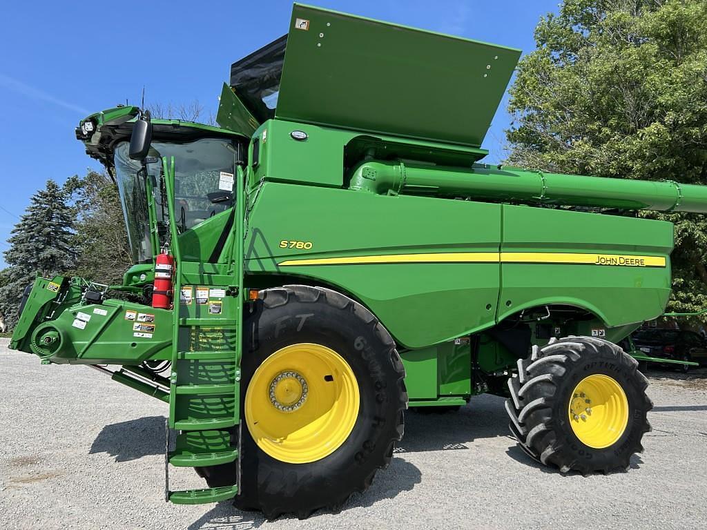 Image of John Deere S780 Primary image