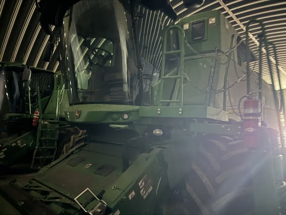 Image of John Deere S780 Primary image