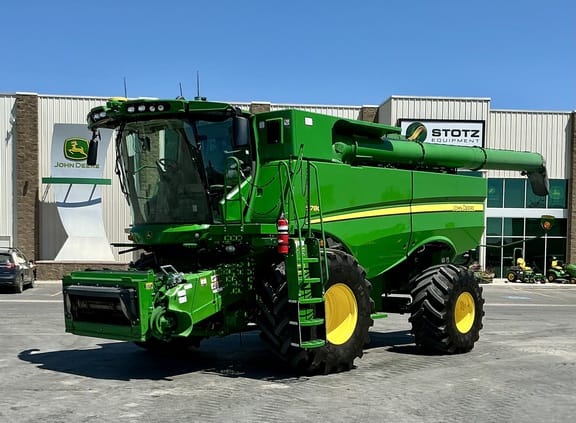 2024 John Deere S780 Equipment Image0