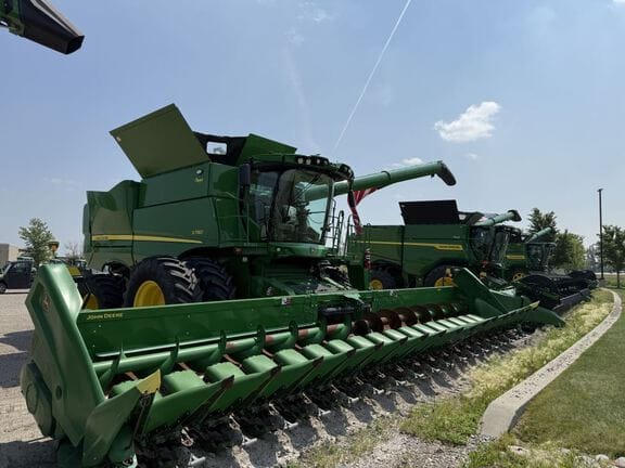 2024 John Deere S780 Equipment Image0