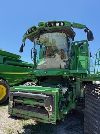 Image of John Deere S780 Primary image