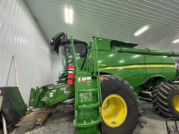 2024 John Deere S780 Equipment Image0