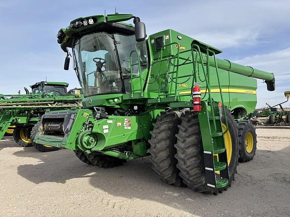 Image of John Deere S780 Primary image