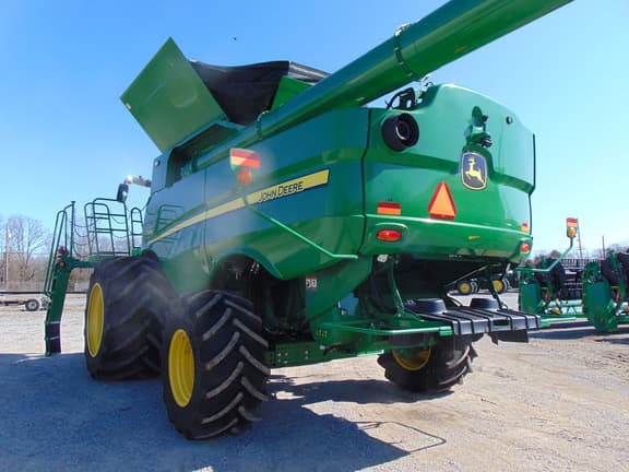 Image of John Deere S780 equipment image 3