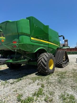 Image of John Deere S780 equipment image 3