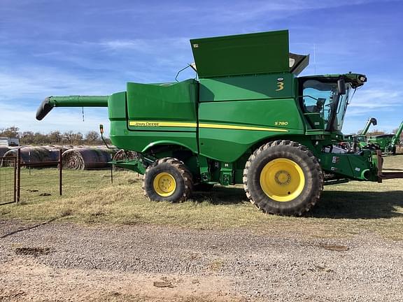 Image of John Deere S780 equipment image 2