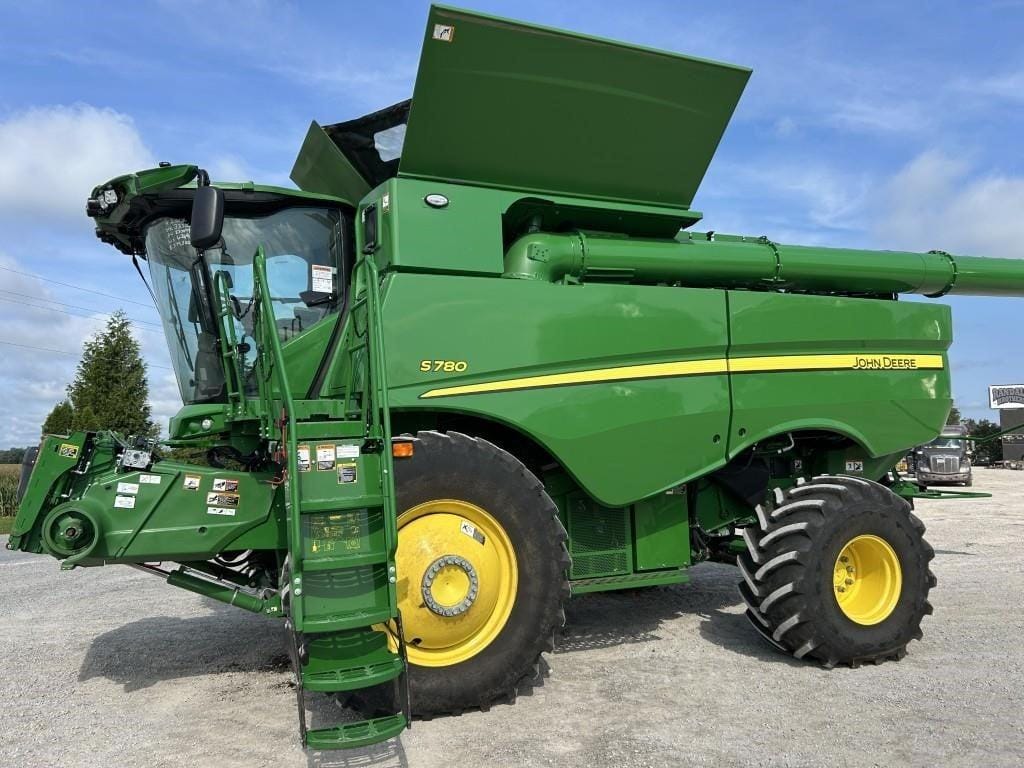 2024 John Deere S780 Equipment Image0
