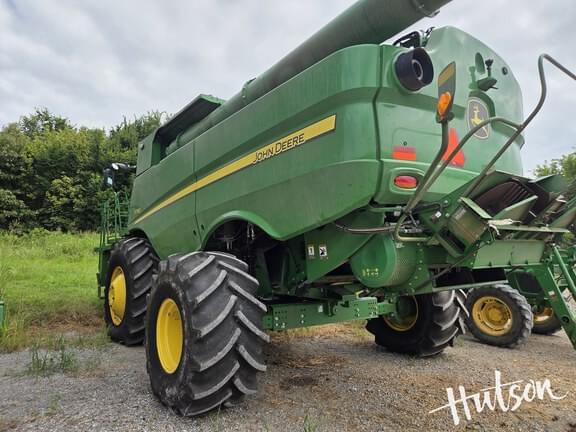 Image of John Deere S780 equipment image 2