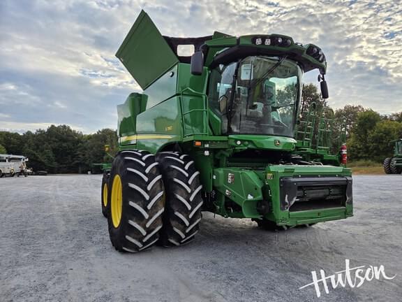 Image of John Deere S780 Primary image