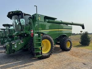 2024 John Deere S780 Image
