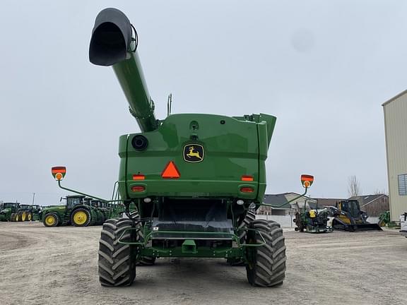 Image of John Deere S780 equipment image 3