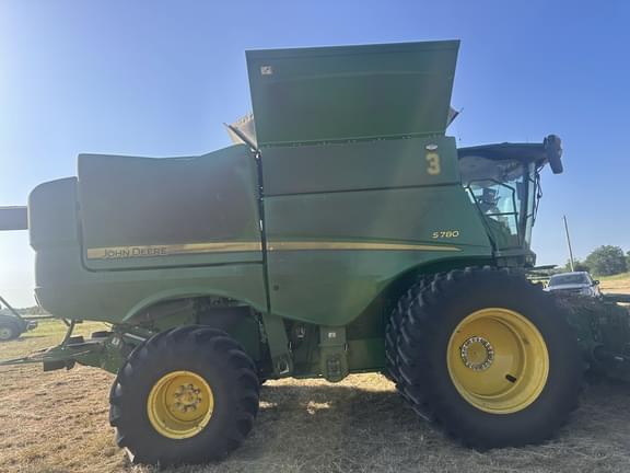 Image of John Deere S780 equipment image 3