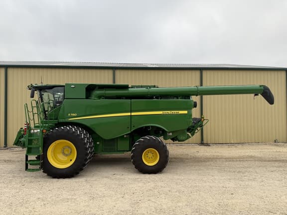 Image of John Deere S780 Primary image