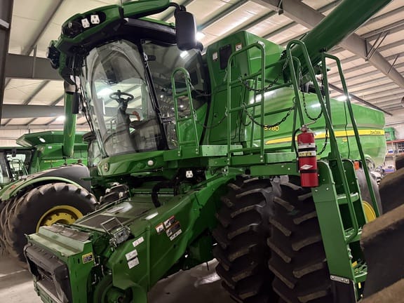 2024 John Deere S780 Equipment Image0