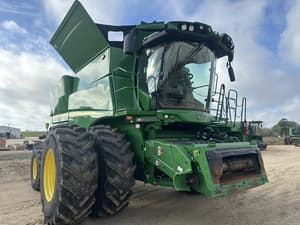 2024 John Deere S780 Image
