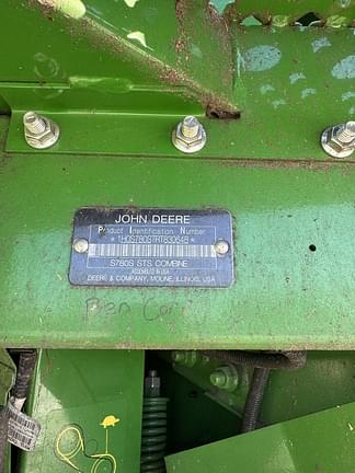 Image of John Deere S780 Image 1