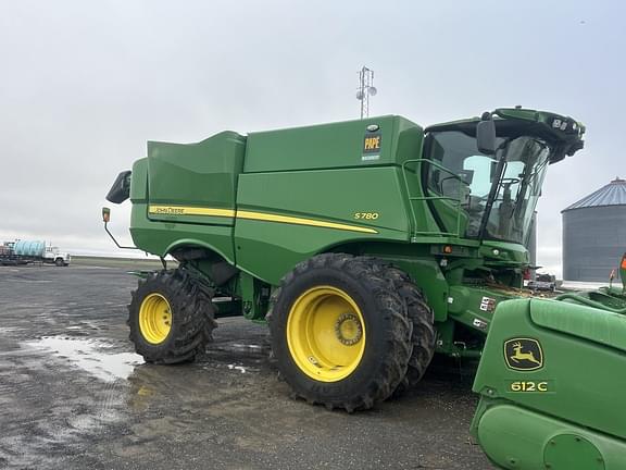 Image of John Deere S780 equipment image 3